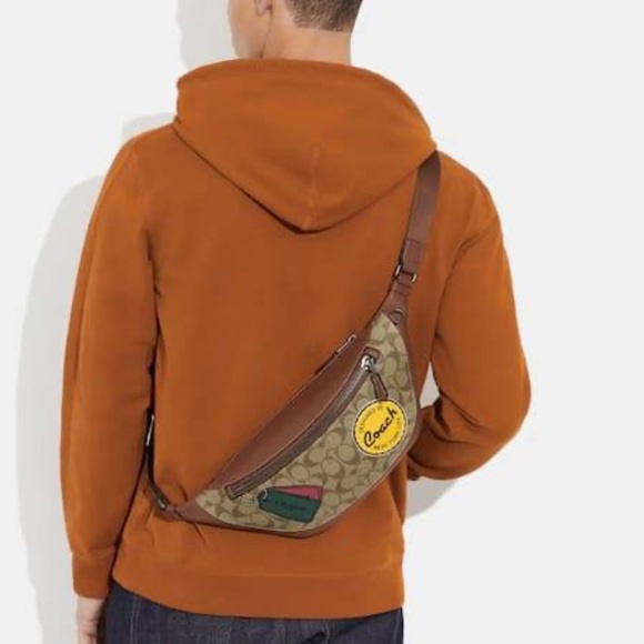 ❤️Warren Belt Bag In Signature Canvas With Trompe L'oeil Print - Picture 12 of 16